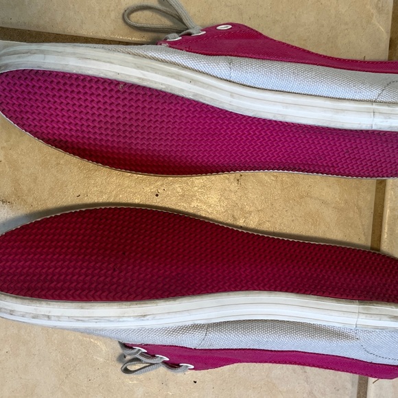 (2/$50) Lacoste Boat Shoes - Picture 4 of 4